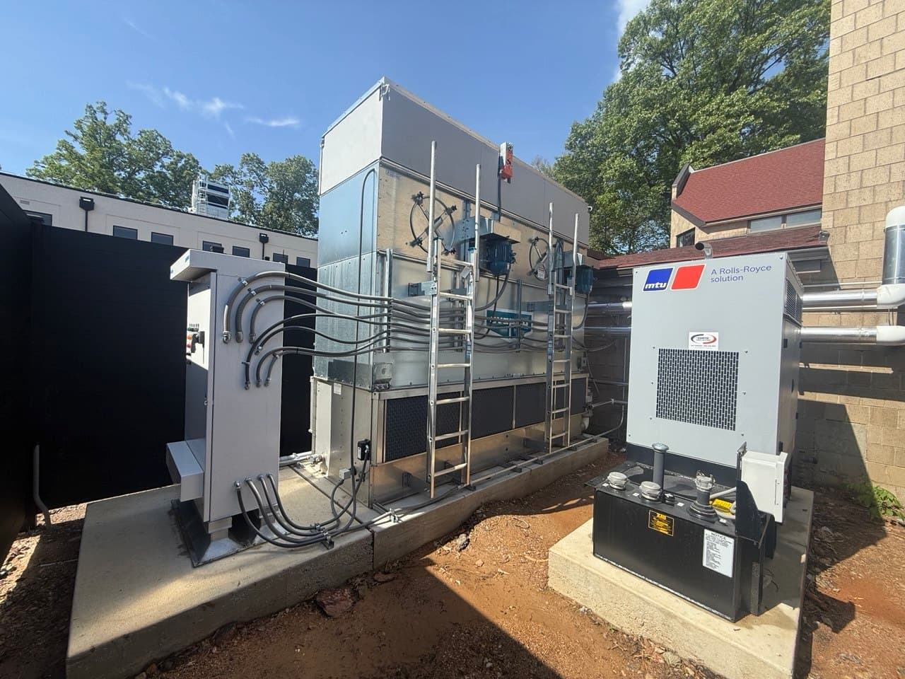 Commercial HVAC outdoor unit and line set installation